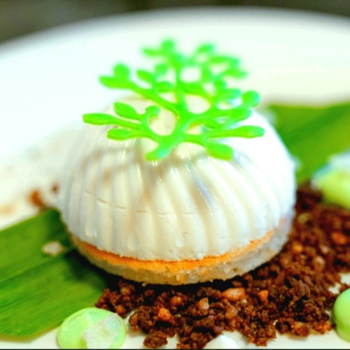 bánh cốm sen dừa