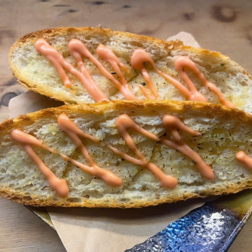 Bánh mỳ bơ tỏi